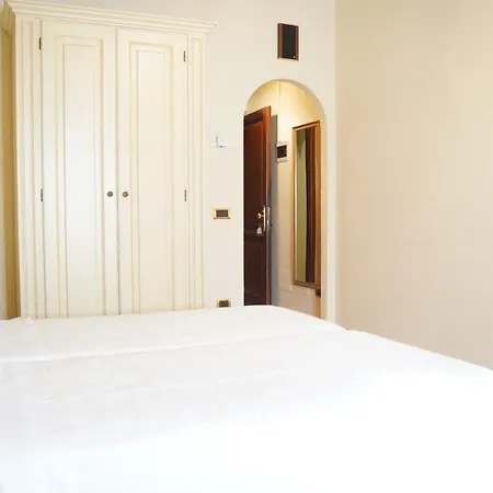 Fantastic Garden - Firenze Nord 4*