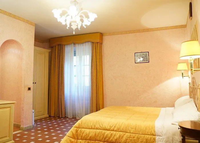 Fantastic Garden - Firenze Nord Hotel 4*